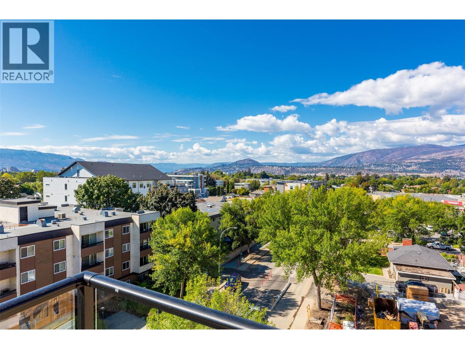 1280 Sutherland Avenue Unit# 602