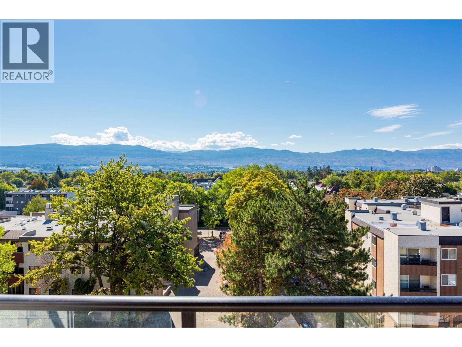 1280 Sutherland Avenue Unit# 602