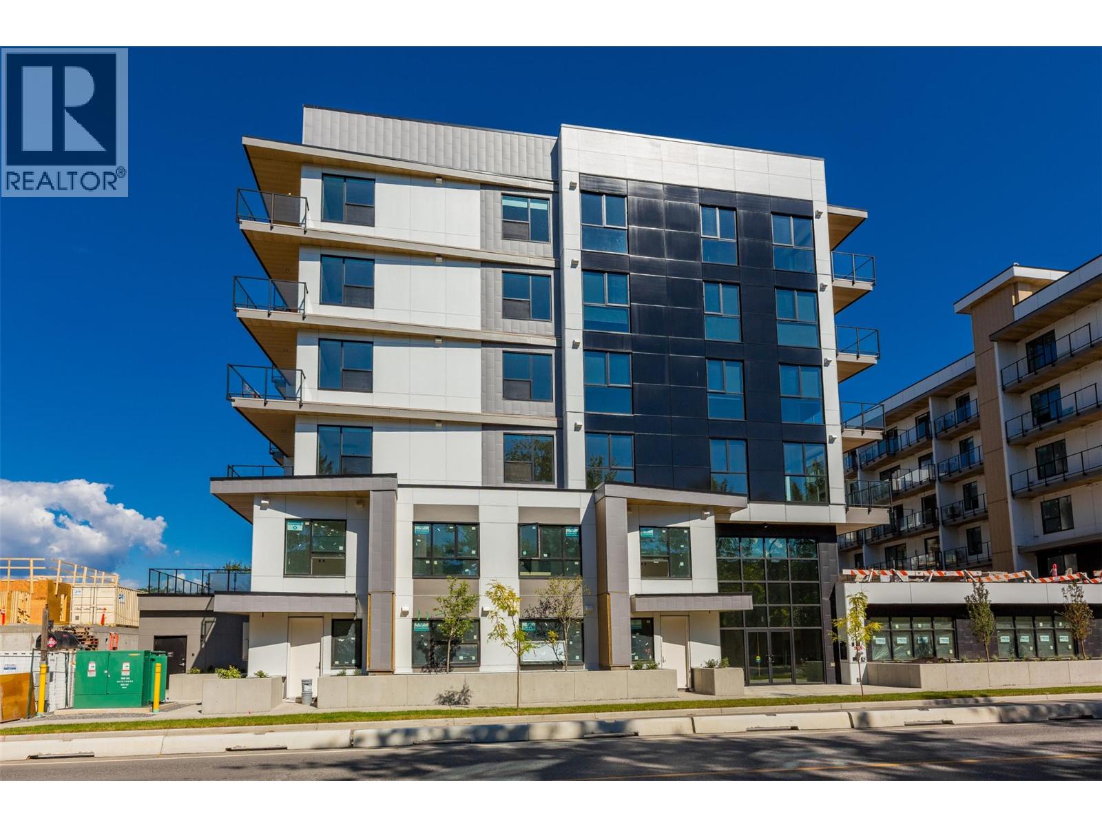 1280 Sutherland Avenue Unit# 602