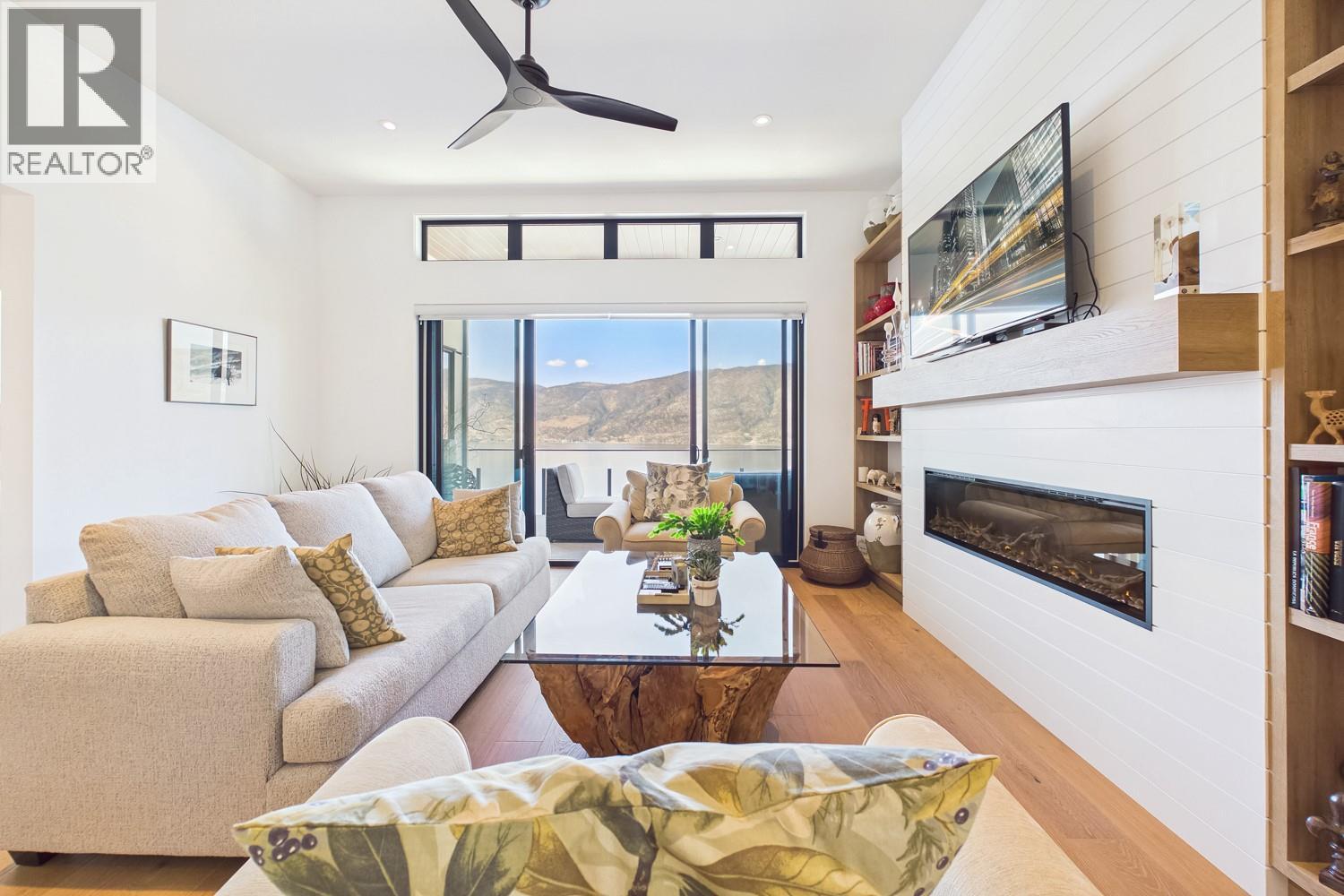 9201 Okanagan Centre Road W Unit# 12