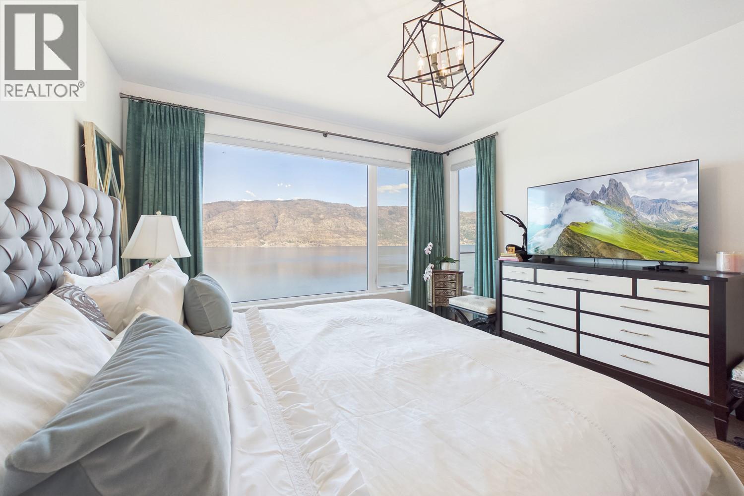 9201 Okanagan Centre Road W Unit# 12