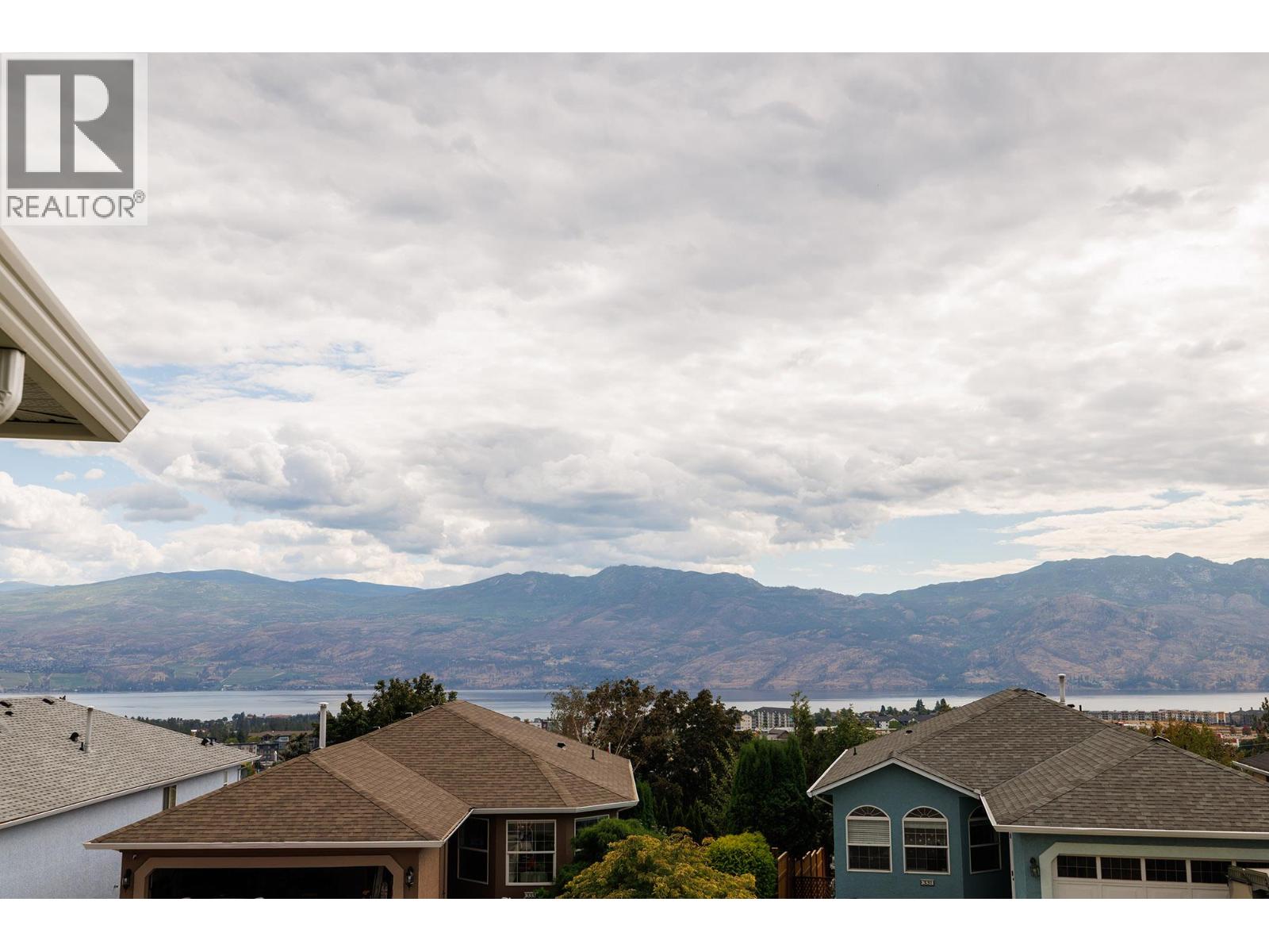 2440 Old Okanagan Highway Unit# 328