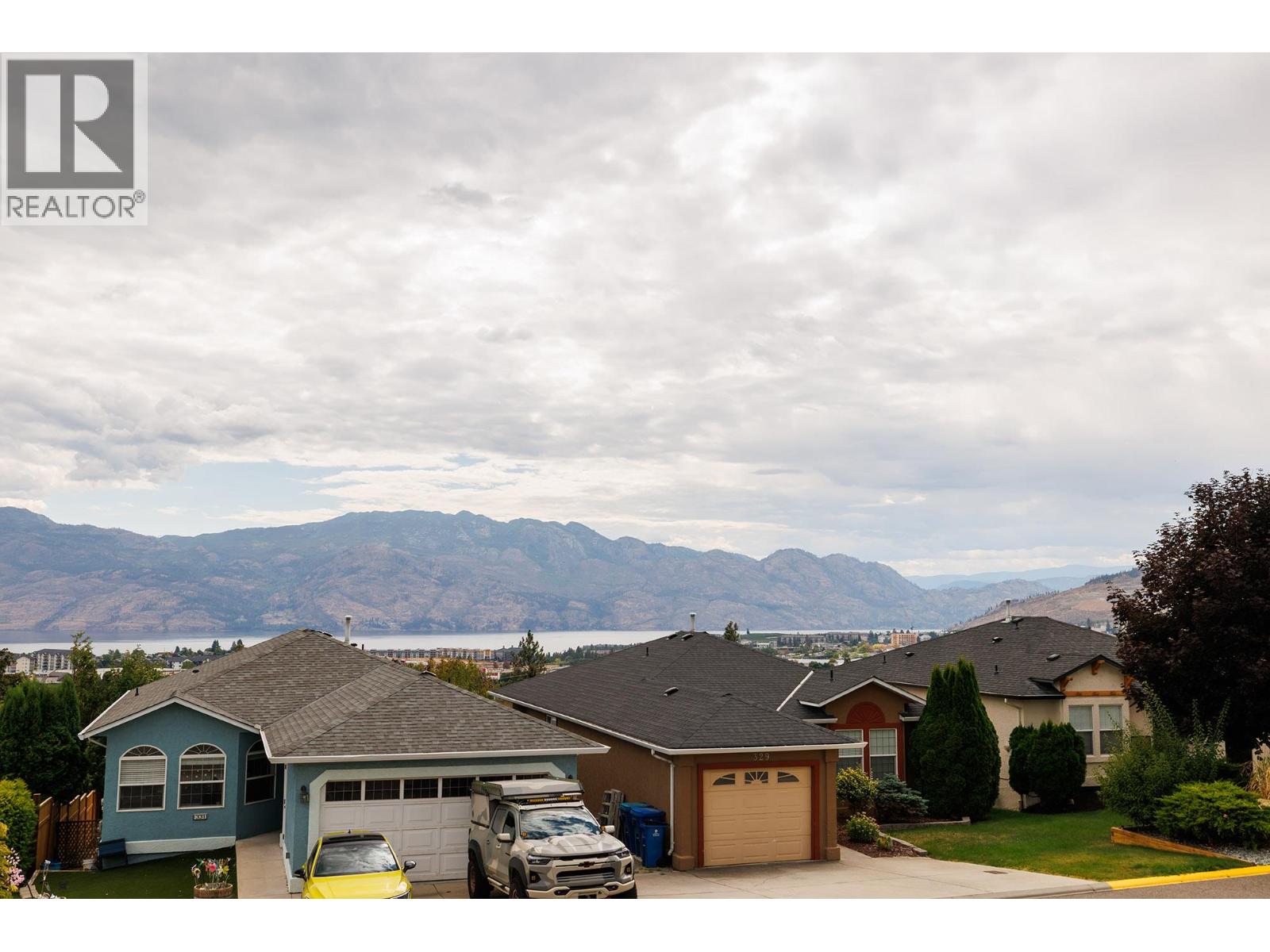 2440 Old Okanagan Highway Unit# 328