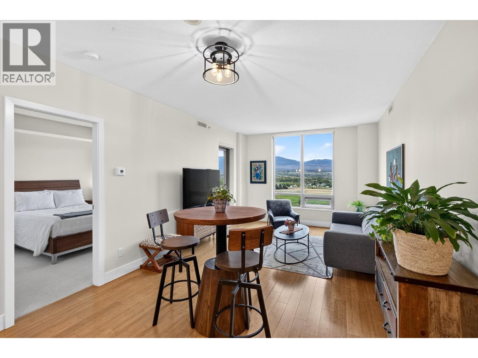 2040 Springfield Road Unit# 1003