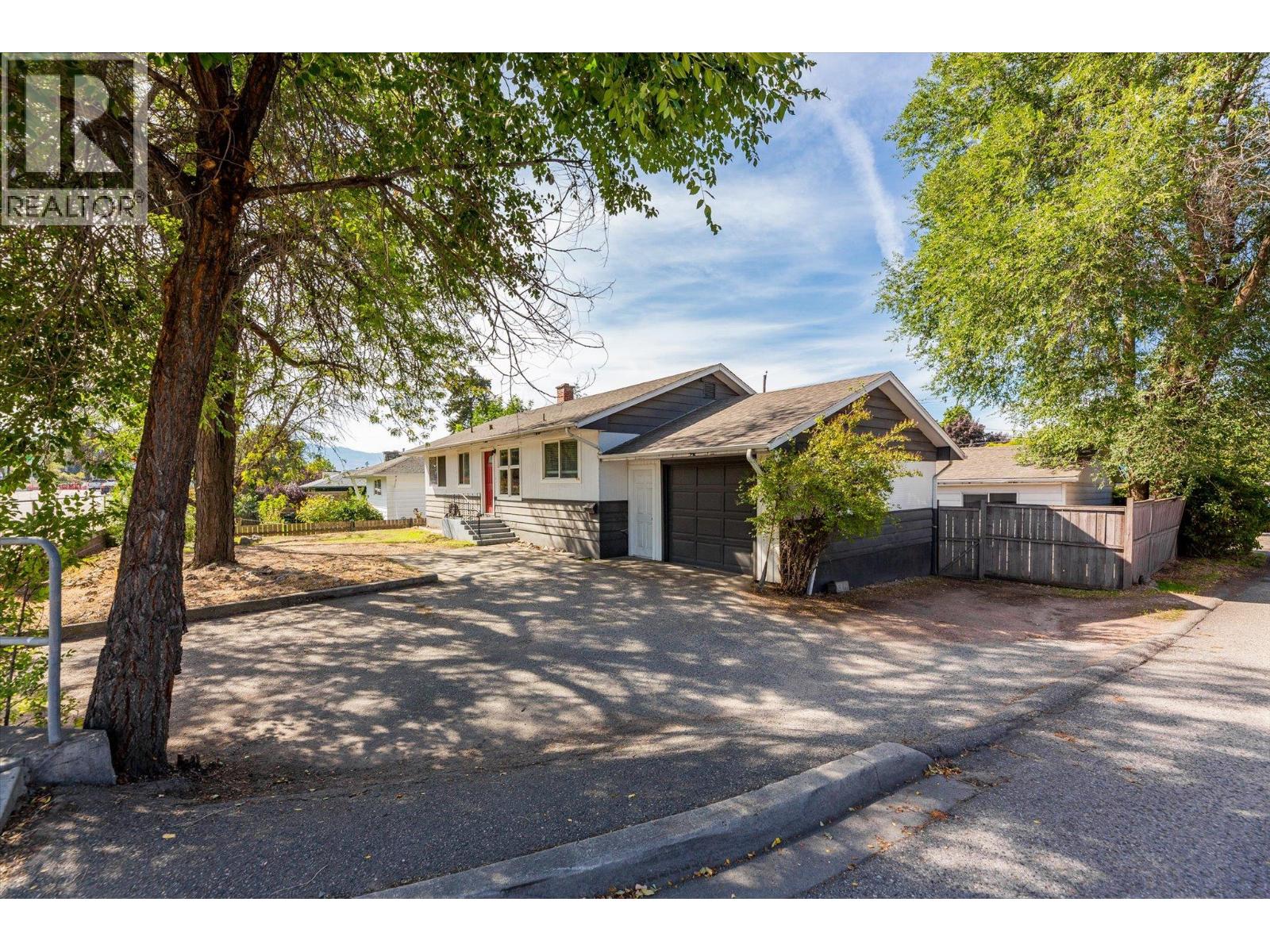 1370 Glenmore Drive