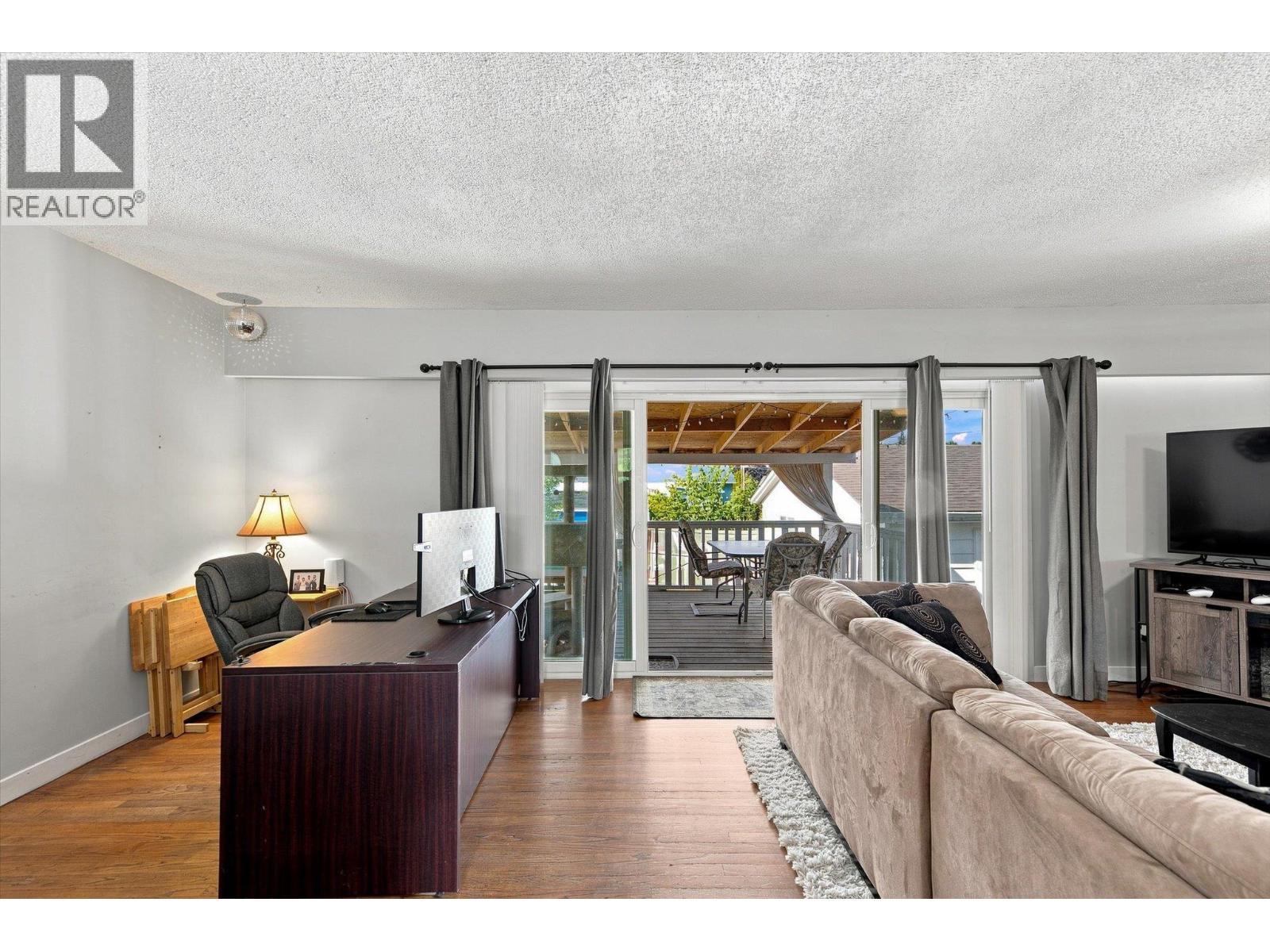 1370 Glenmore Drive