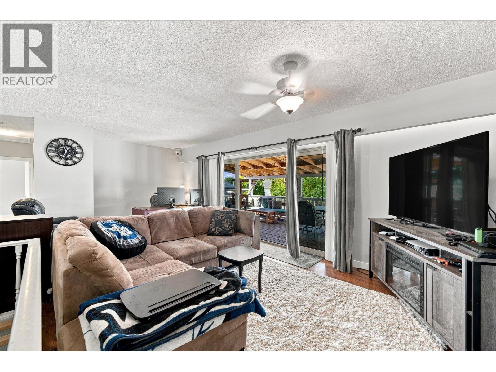 1370 Glenmore Drive