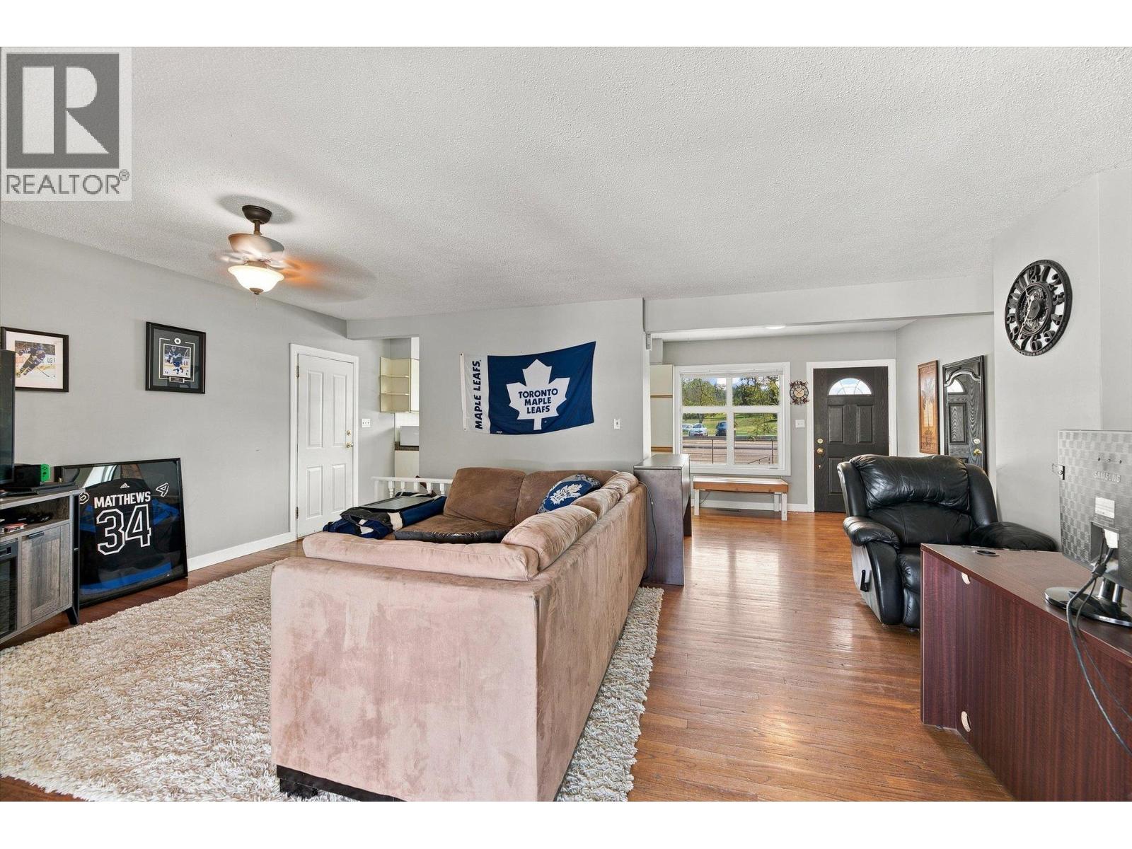 1370 Glenmore Drive
