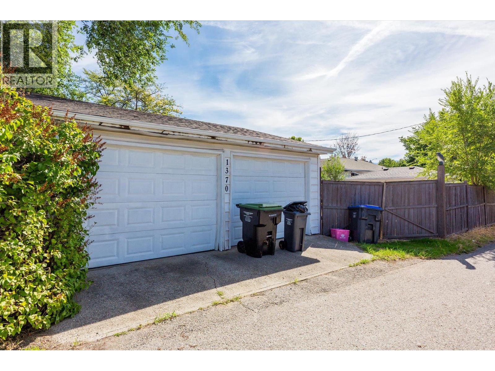 1370 Glenmore Drive
