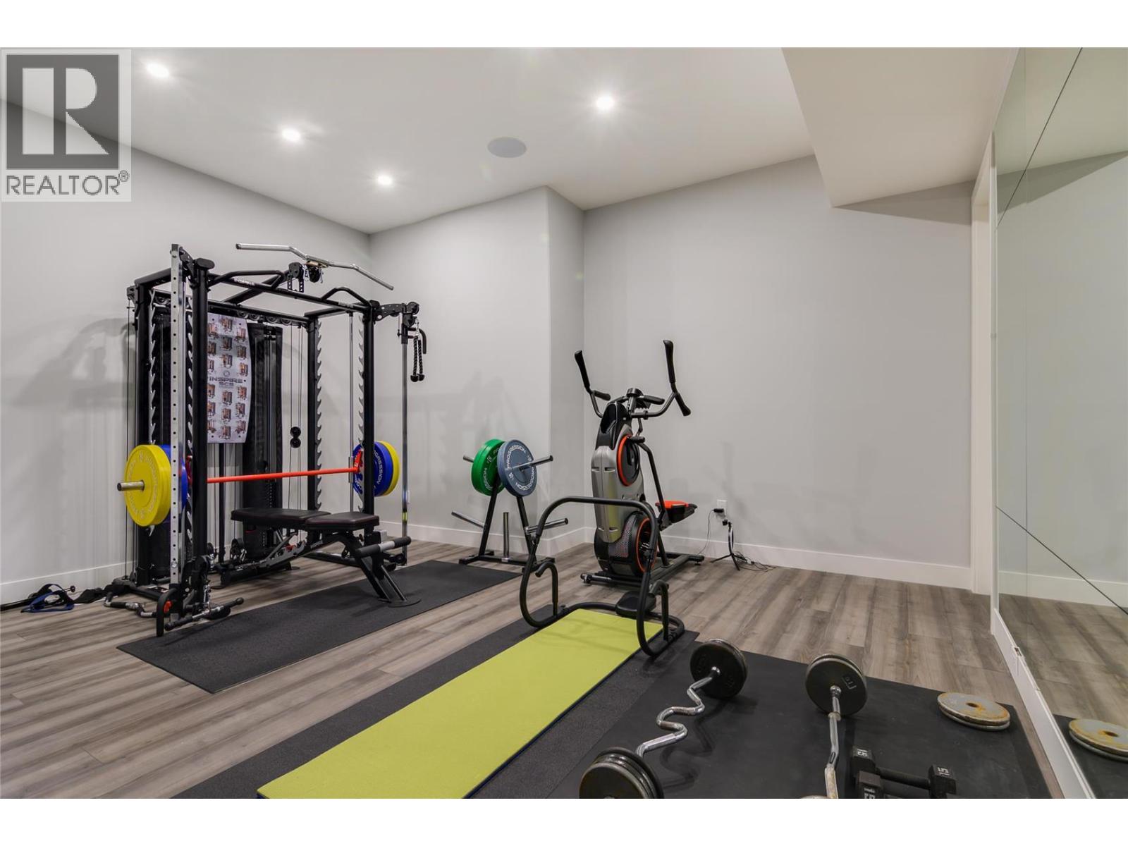 761 Highpointe Lane