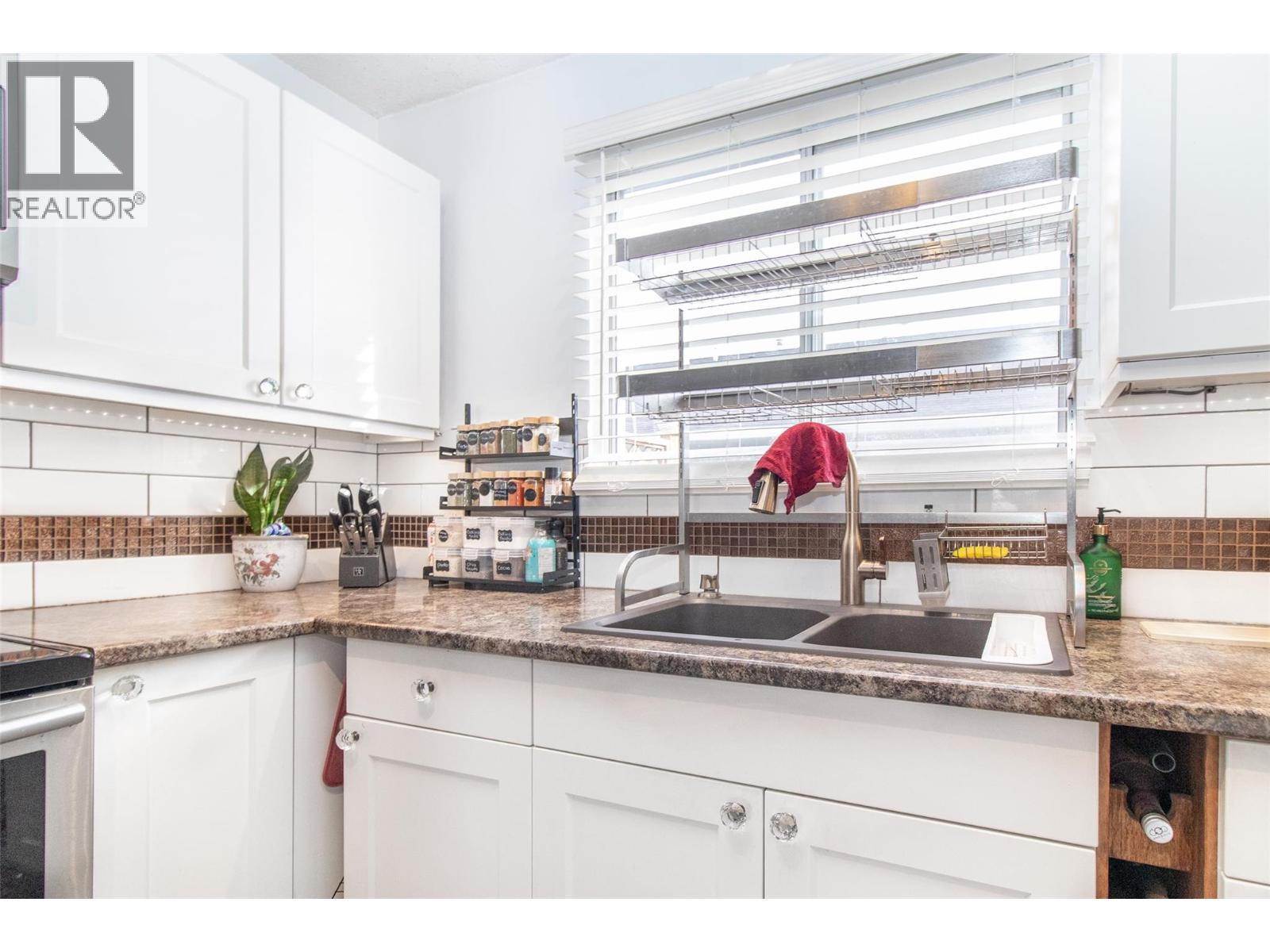 185 Taylor Road Unit# 3
