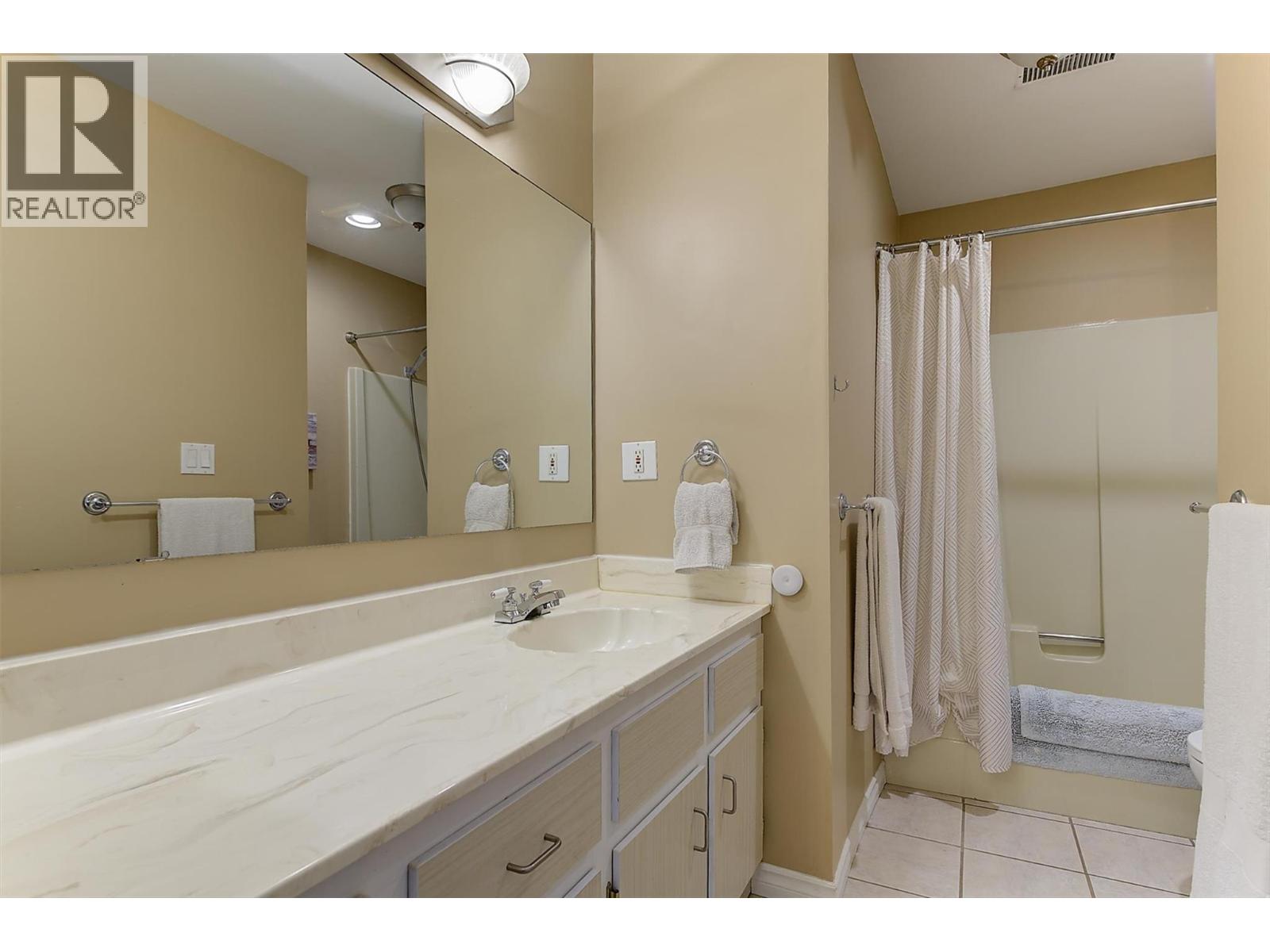1870 Parkinson Way Unit# 205