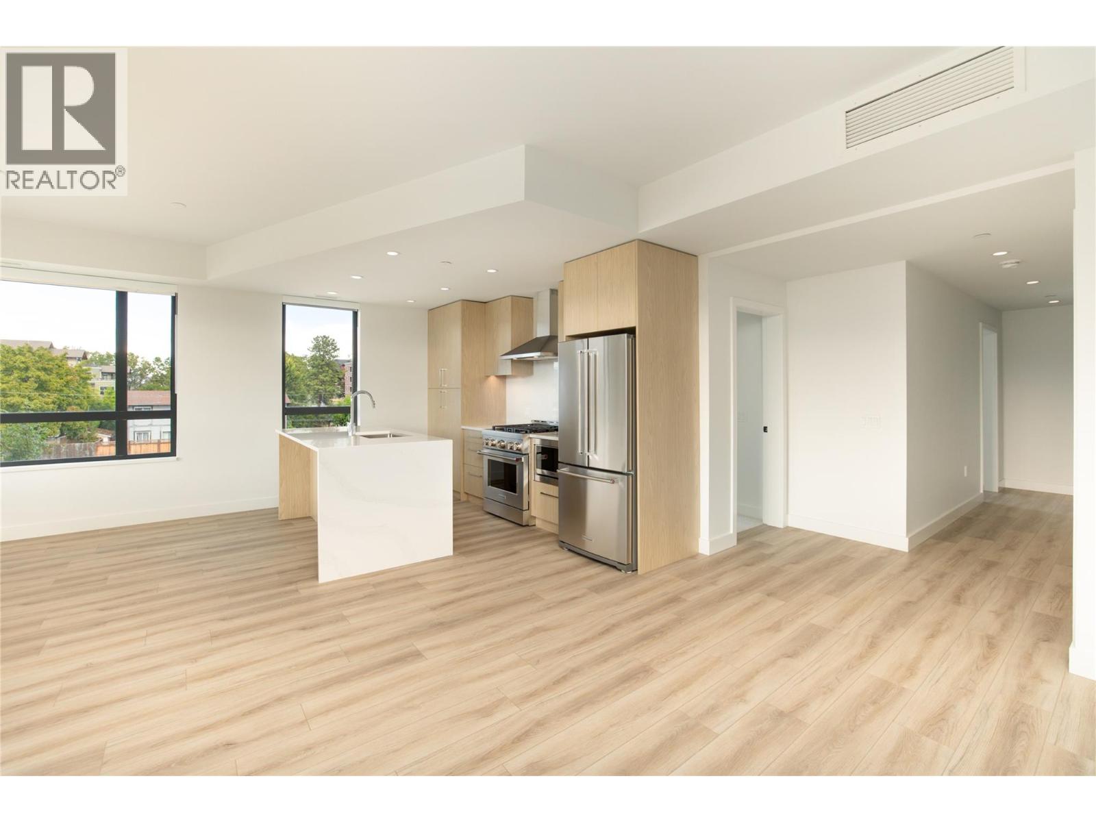 3051 Abbott Street Unit# 216