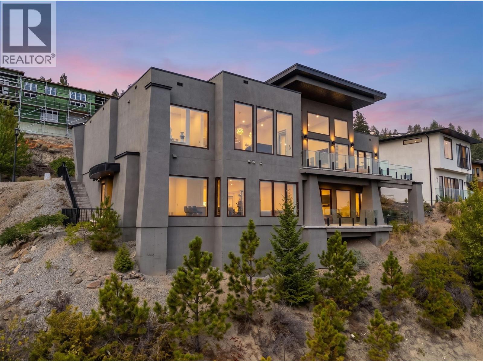 1851 Diamond View Drive