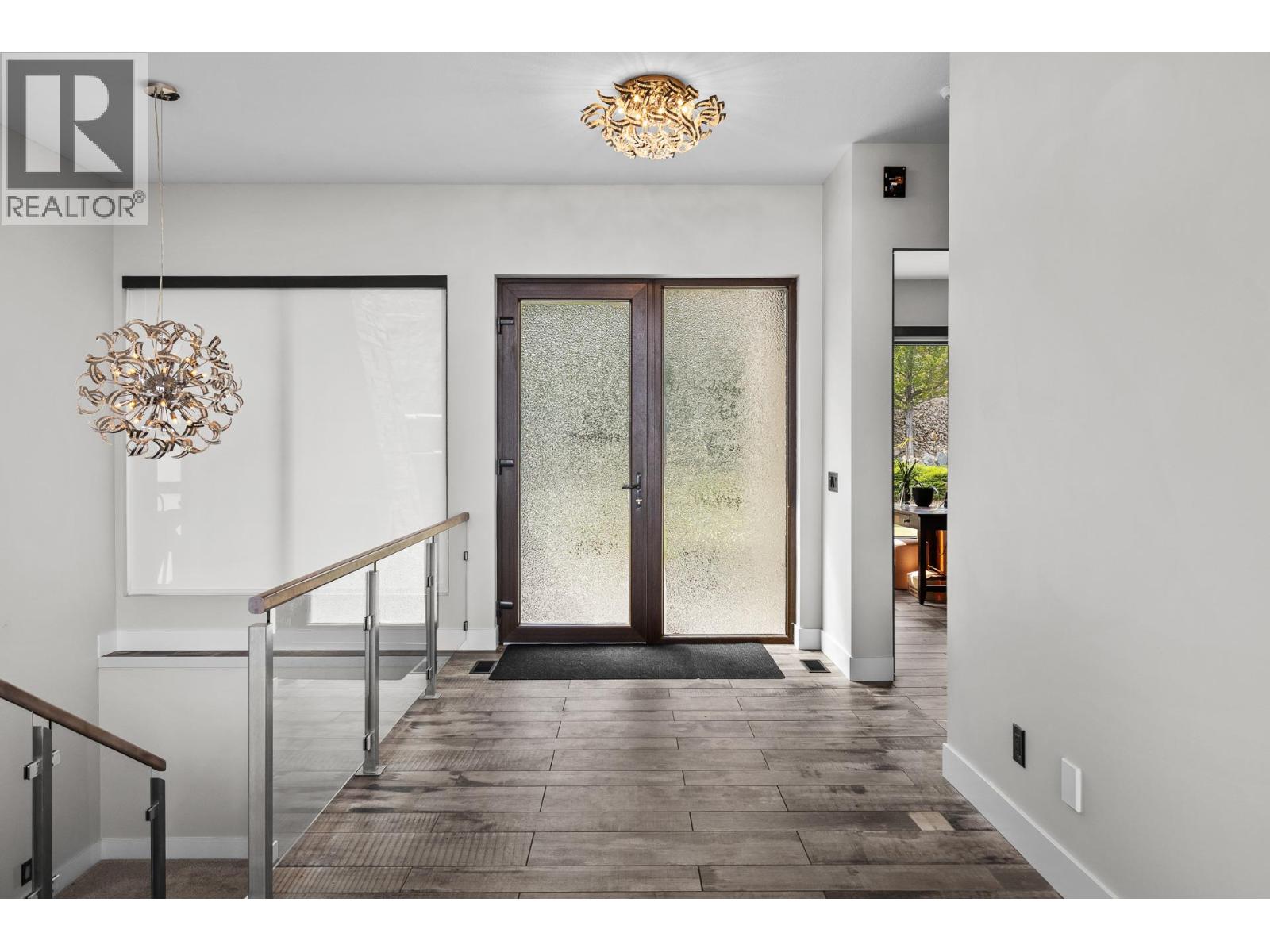 1851 Diamond View Drive