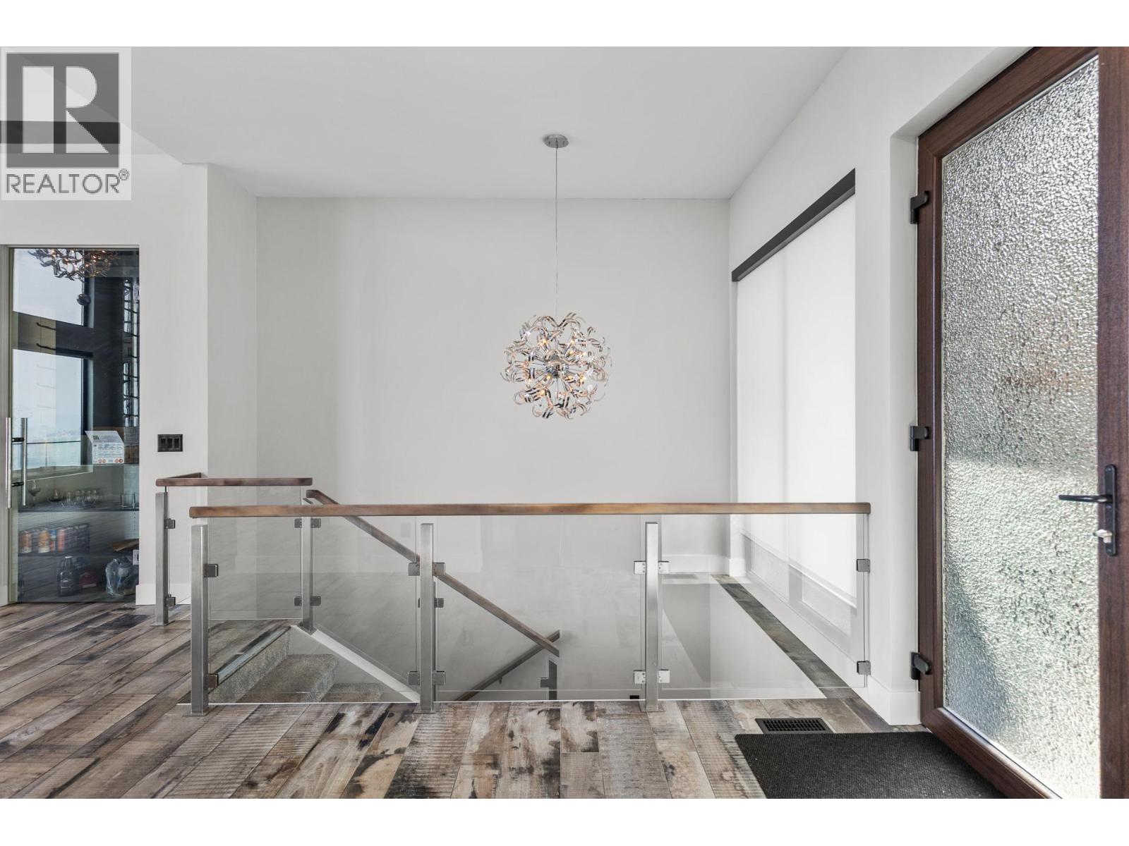 1851 Diamond View Drive