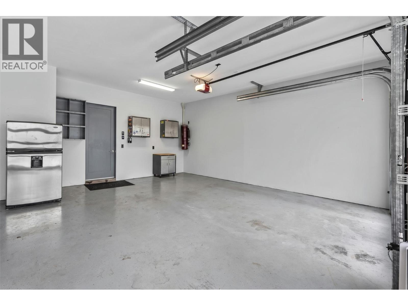 1851 Diamond View Drive