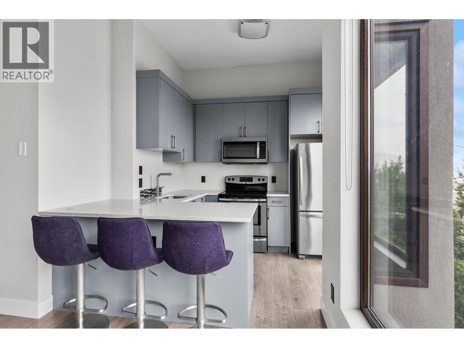 1851 Diamond View Drive