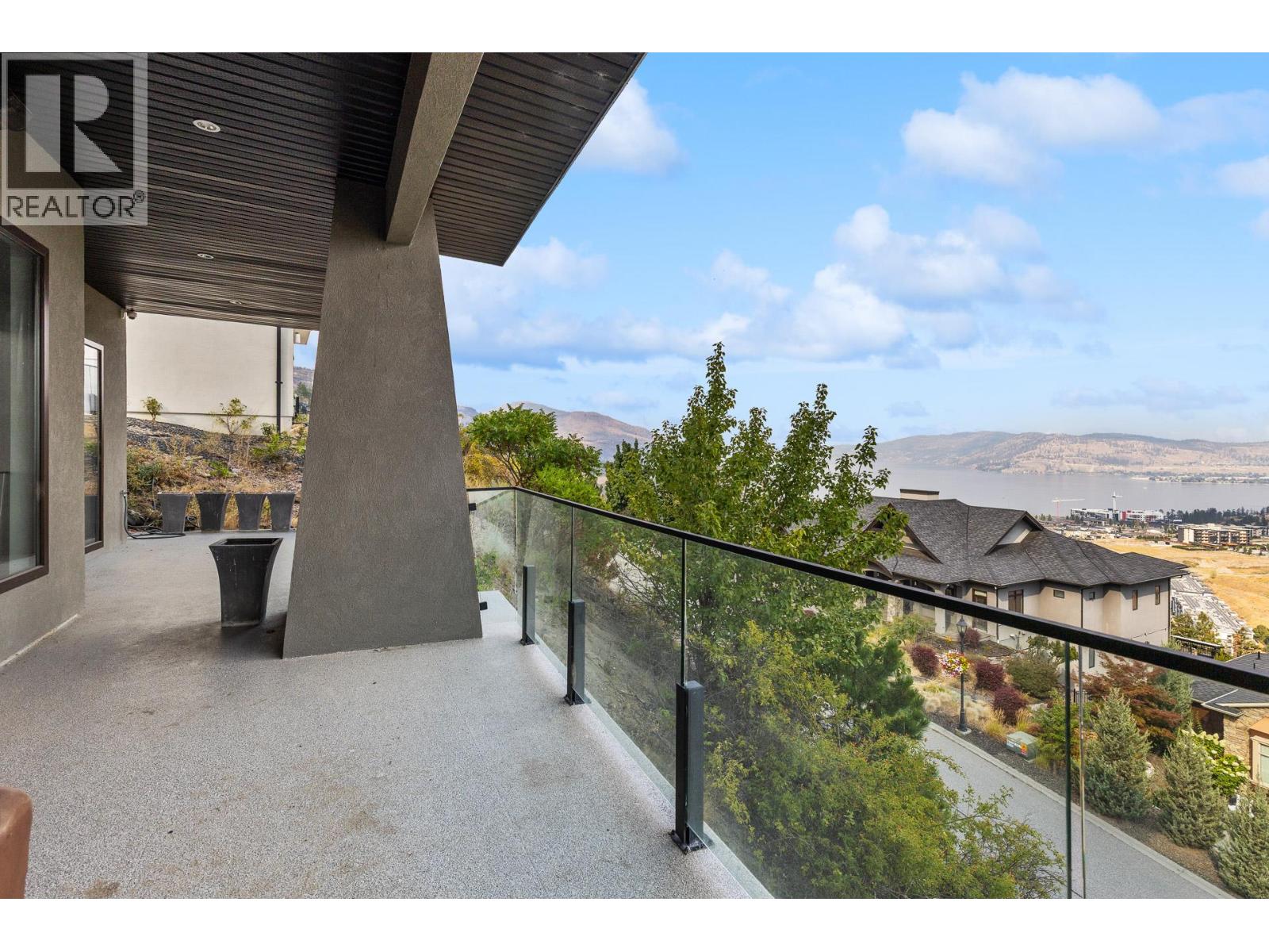 1851 Diamond View Drive
