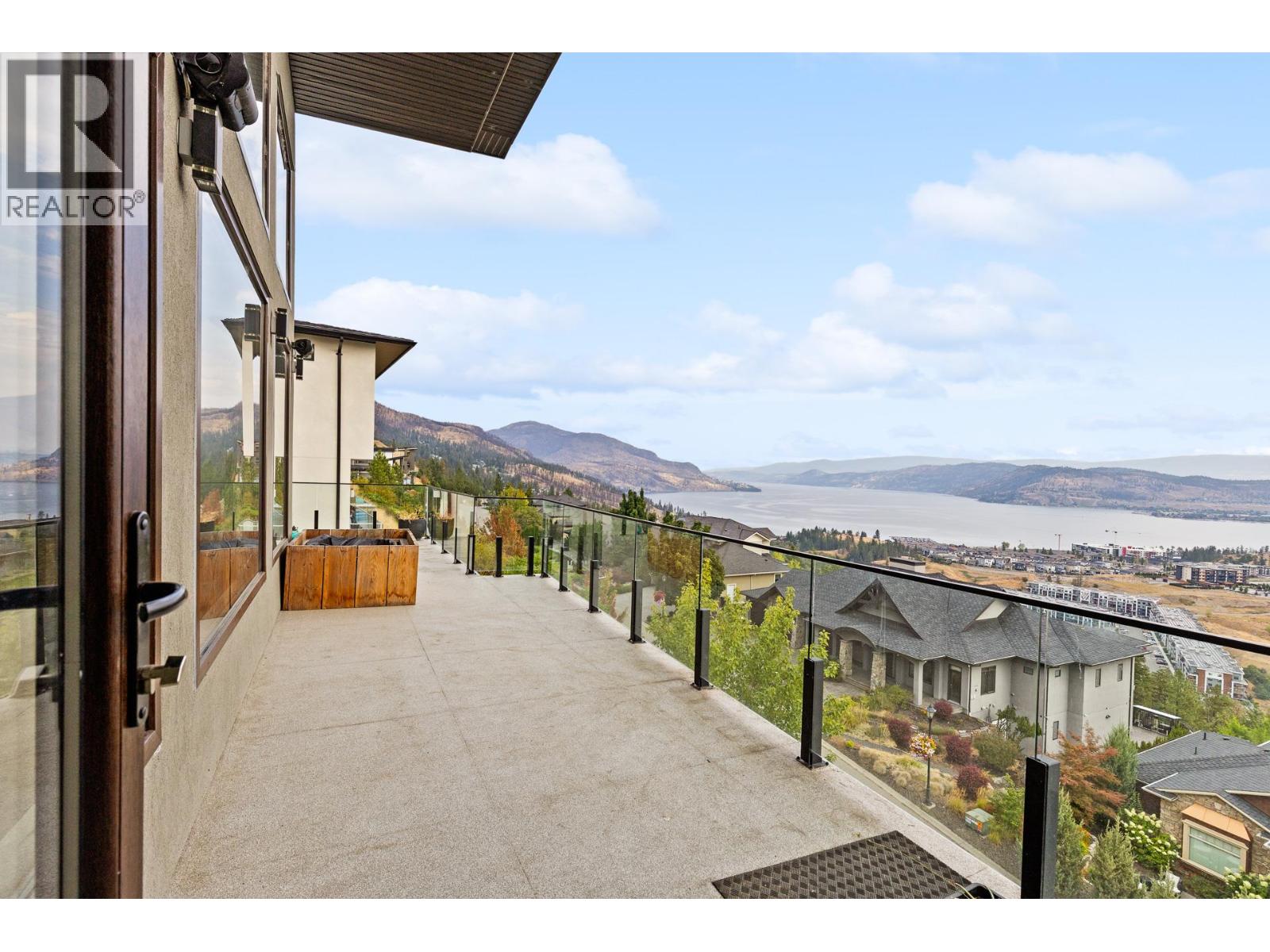 1851 Diamond View Drive