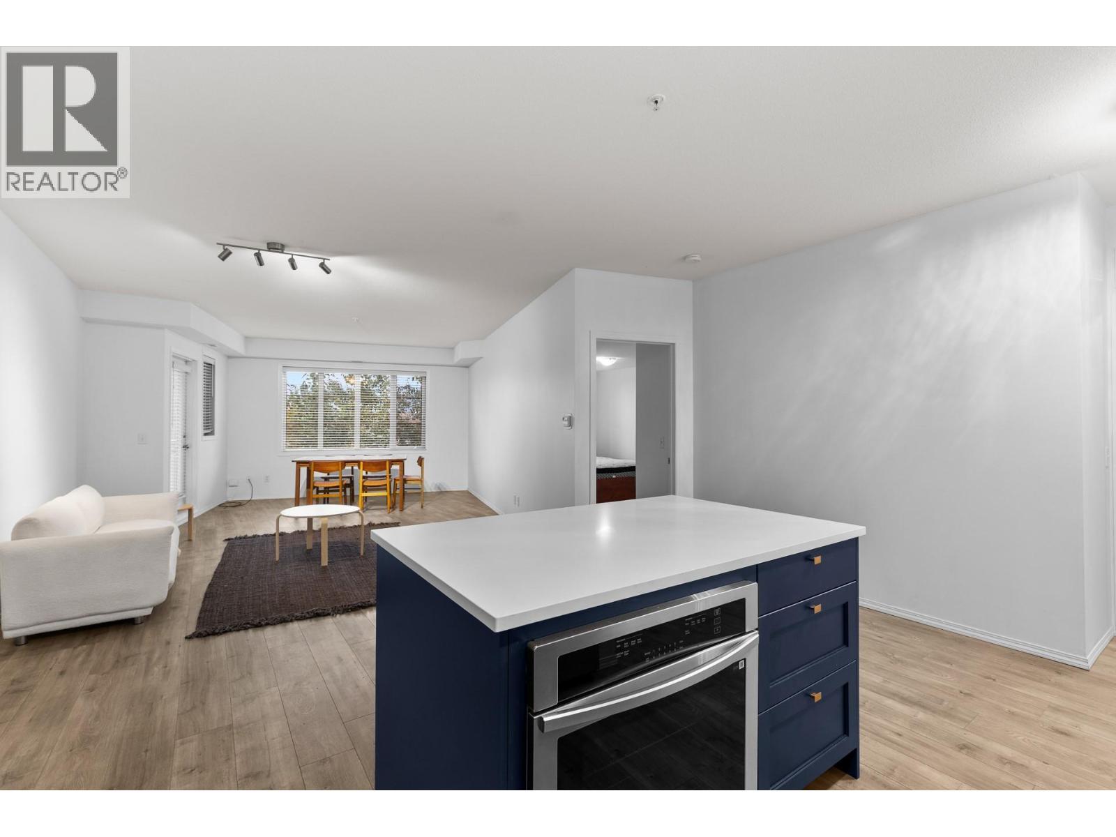 1875 Country Club Drive Unit# 1204