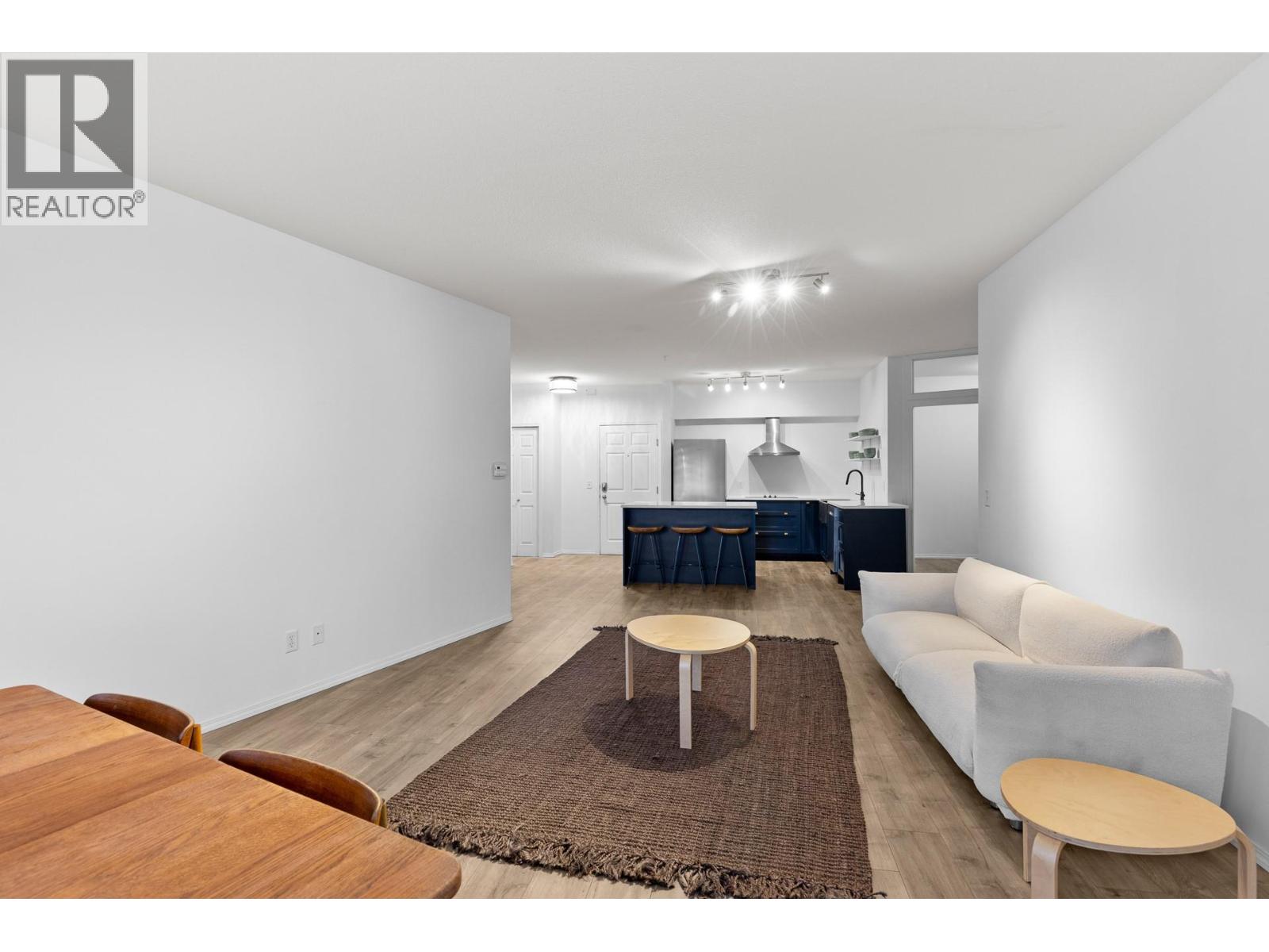 1875 Country Club Drive Unit# 1204