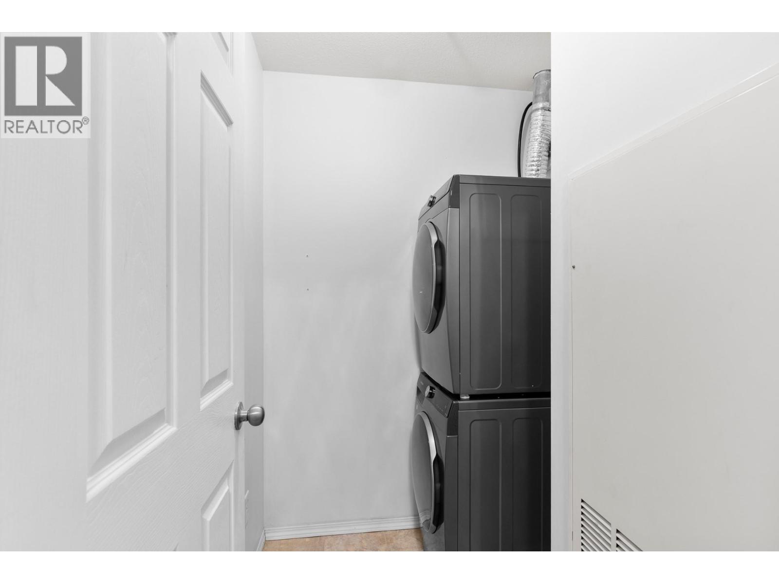 1875 Country Club Drive Unit# 1204