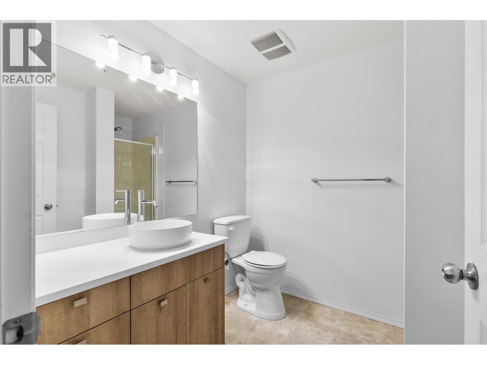 1875 Country Club Drive Unit# 1204