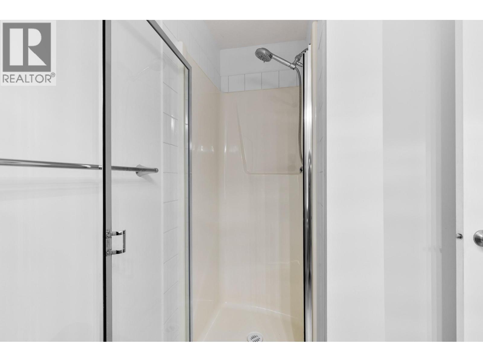 1875 Country Club Drive Unit# 1204