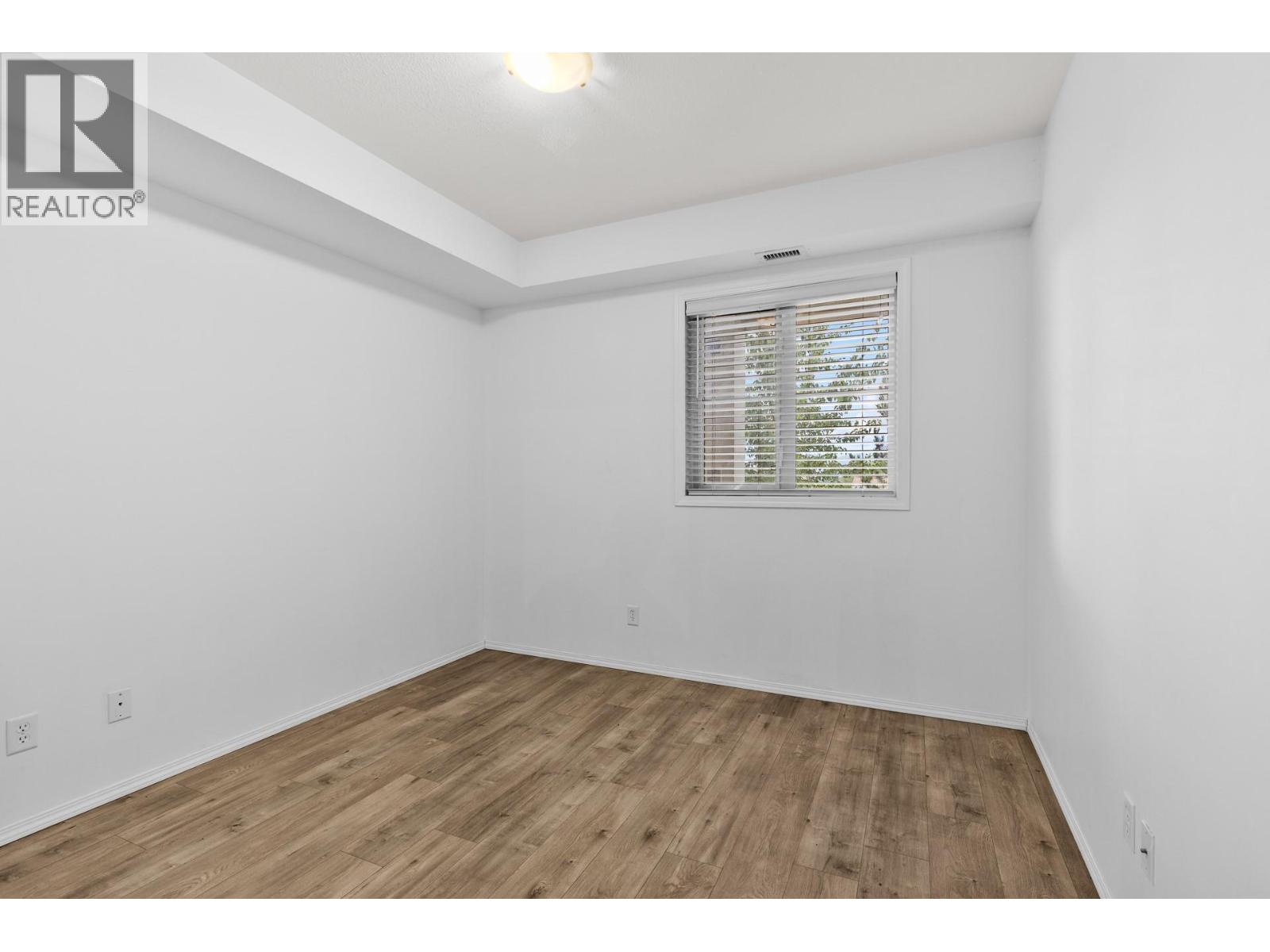 1875 Country Club Drive Unit# 1204