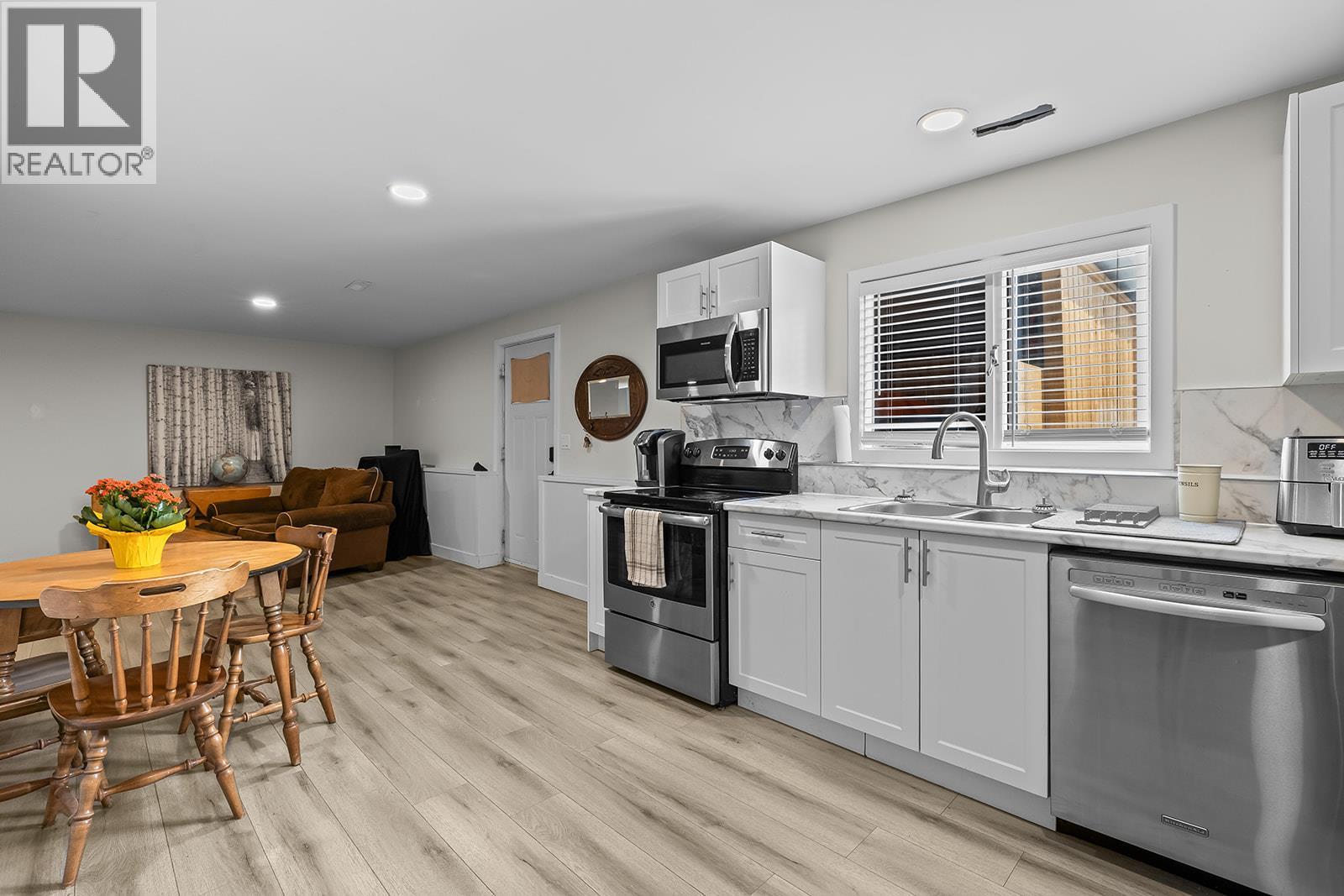 3463 Logan Road