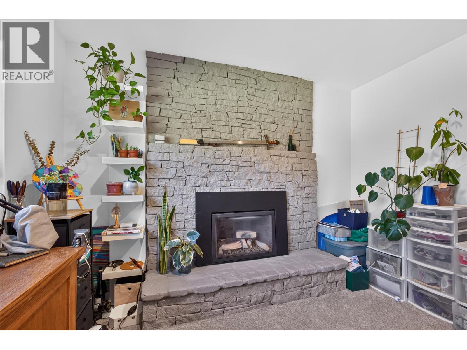 2725 Guidi Road