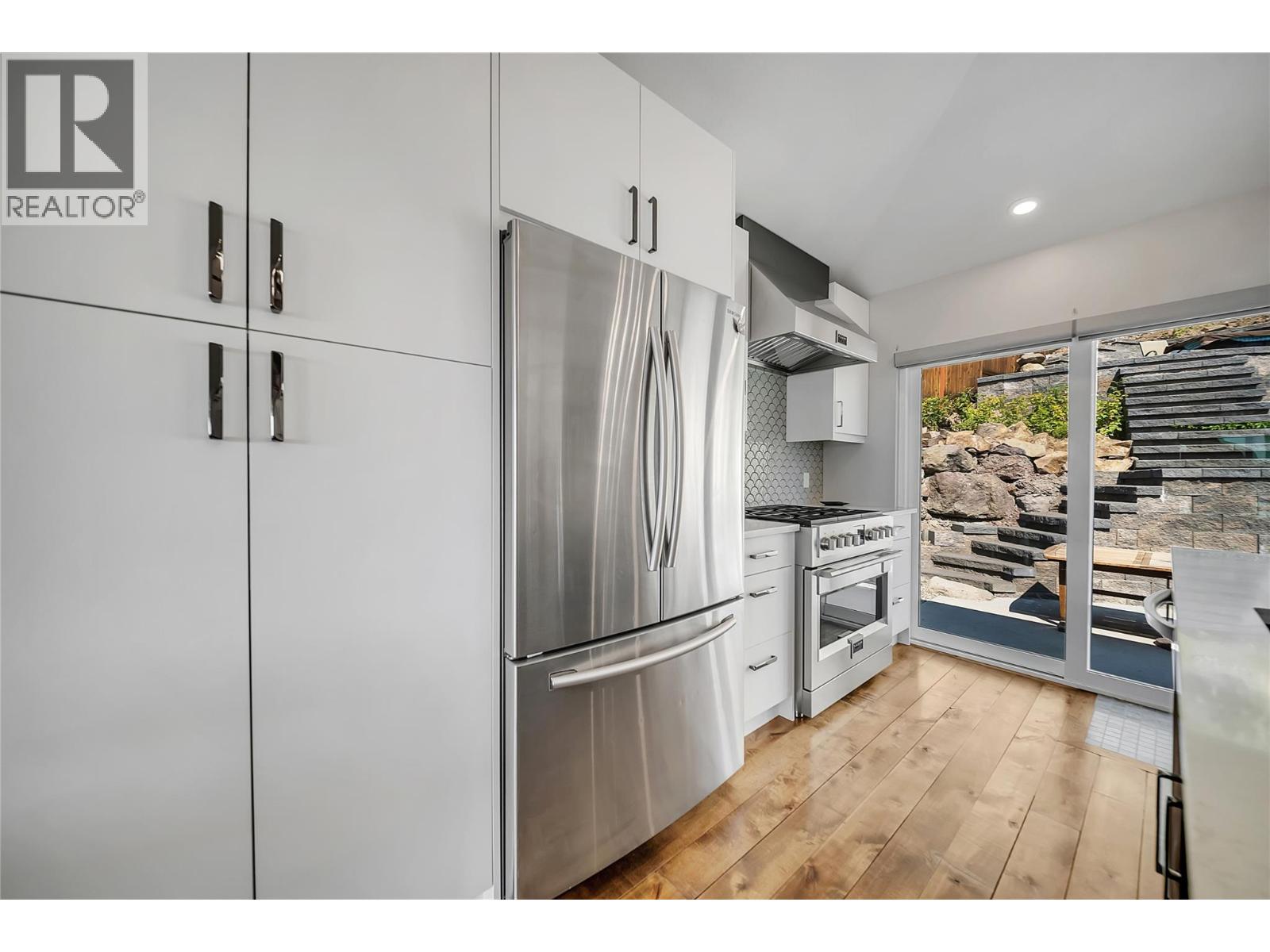 2310 Shannon Heights Place
