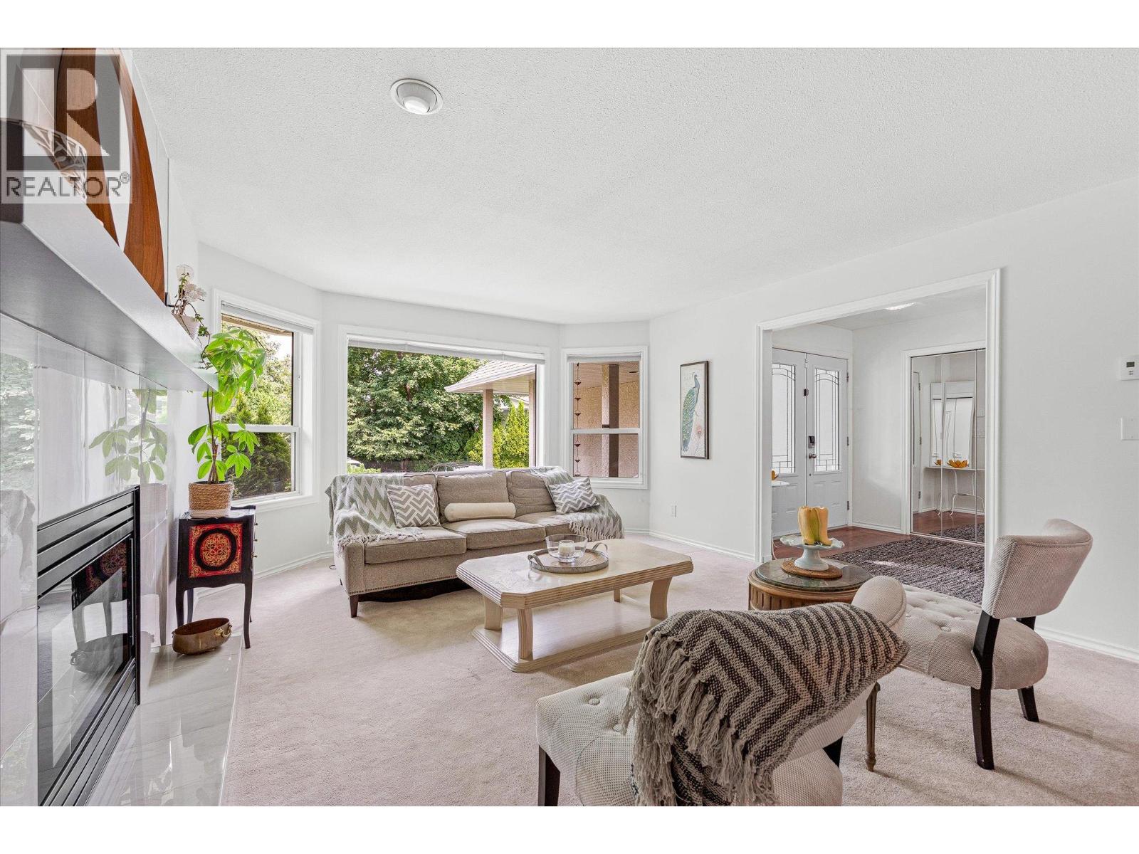 4619 Gordon Drive
