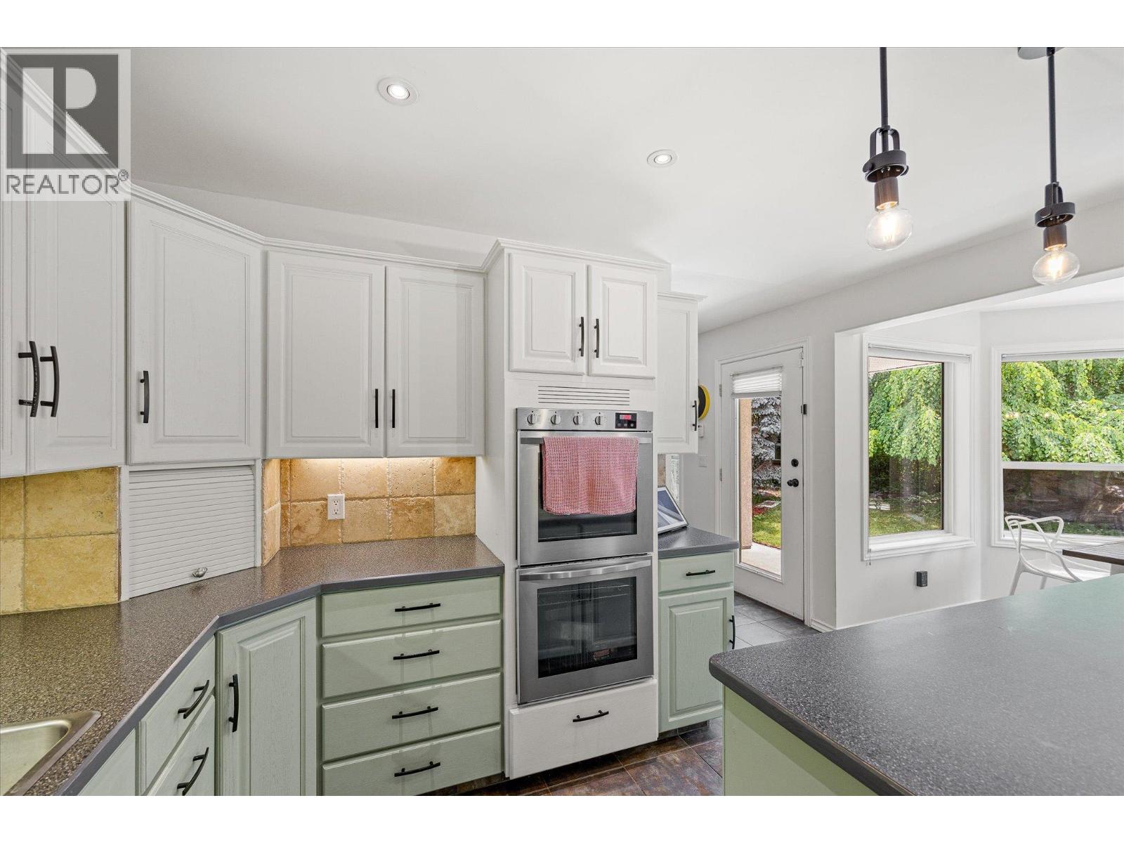4619 Gordon Drive
