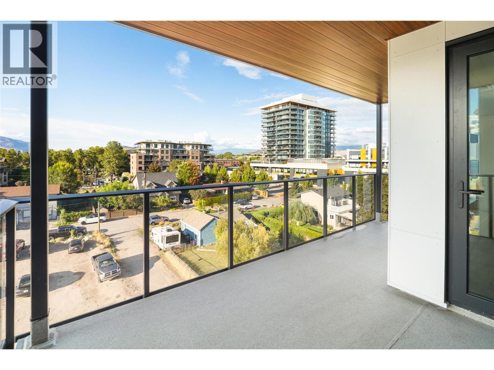 3051 Abbott Street Unit# 401