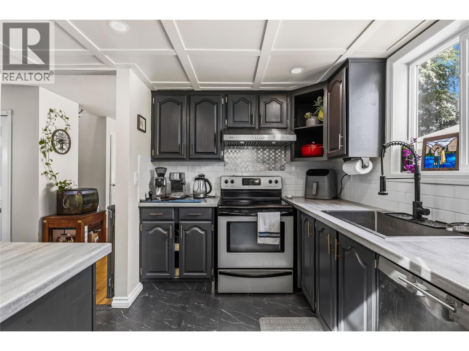 1950 Burtch Road Unit# 9