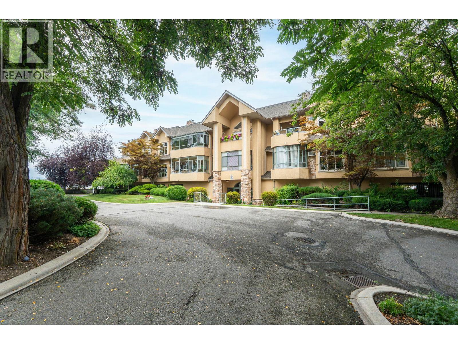 1152 Lanfranco Road Unit# 201