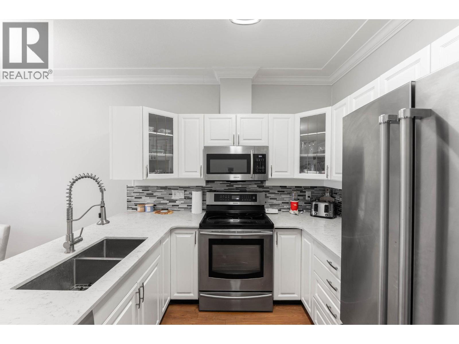 1152 Lanfranco Road Unit# 201