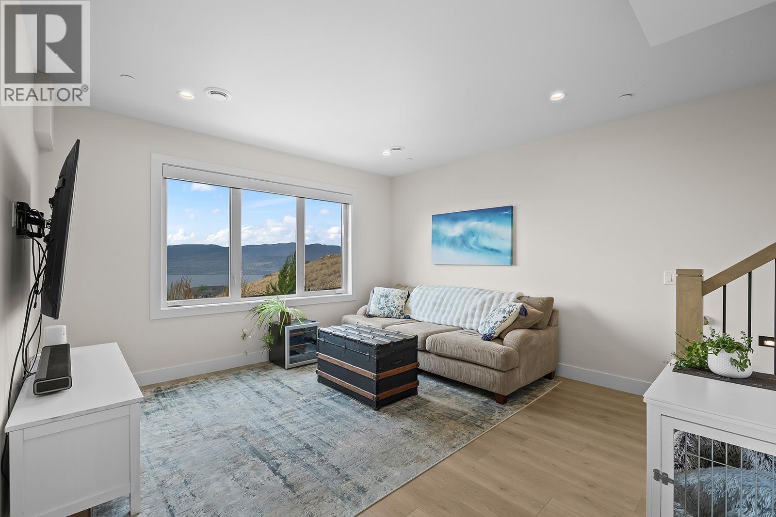 796 Kuipers Crescent Unit# 16