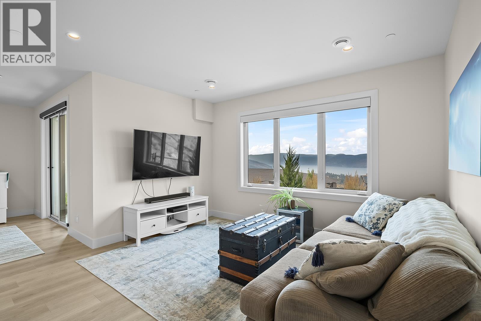 796 Kuipers Crescent Unit# 16