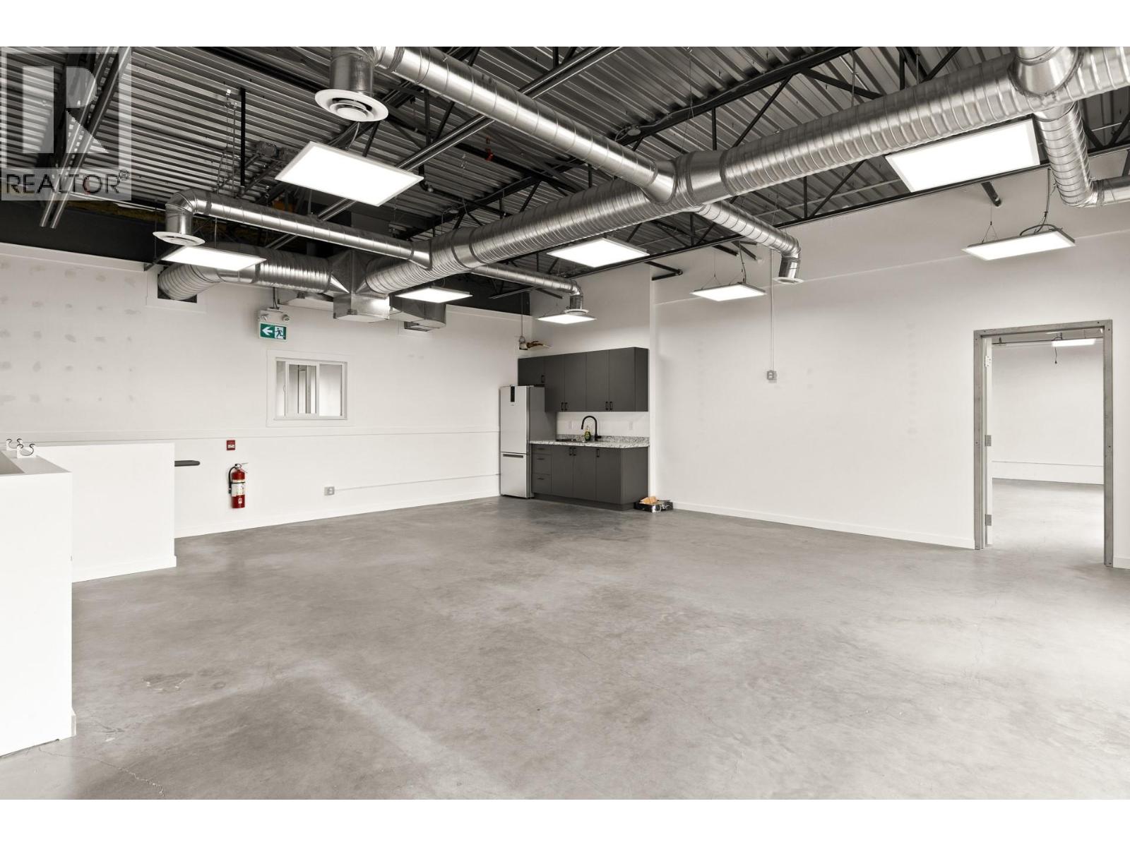 880 Clement Avenue Unit# 204