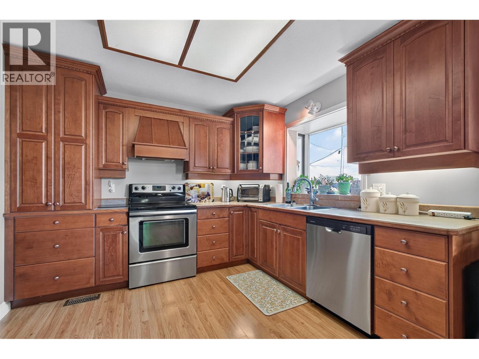 800 Montigny Road