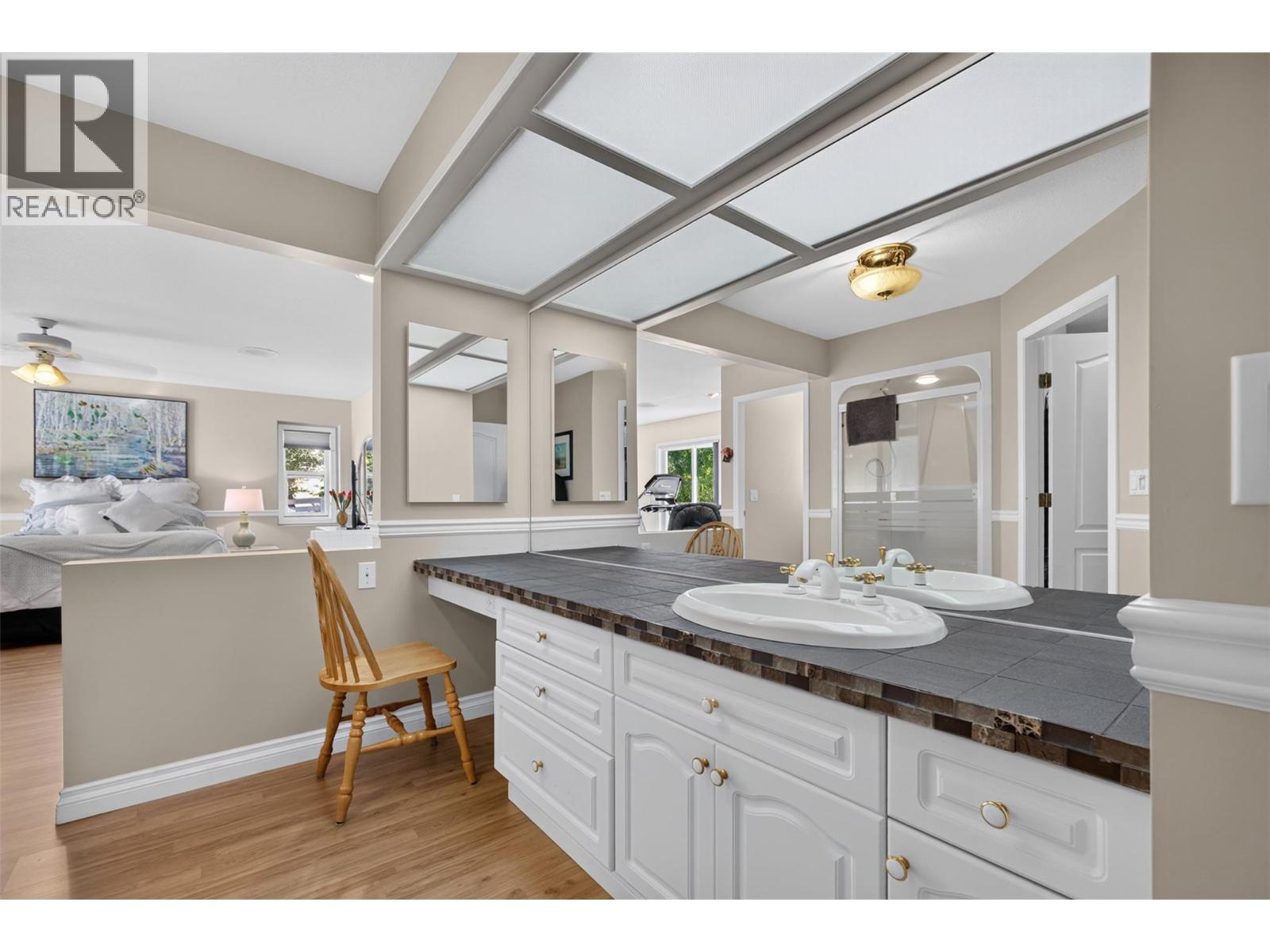 800 Montigny Road