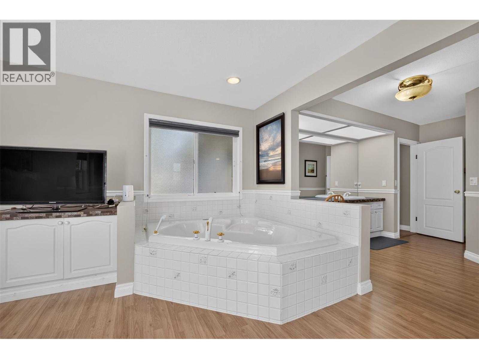 800 Montigny Road