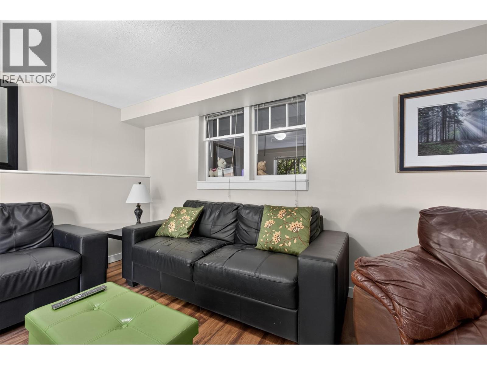 800 Montigny Road