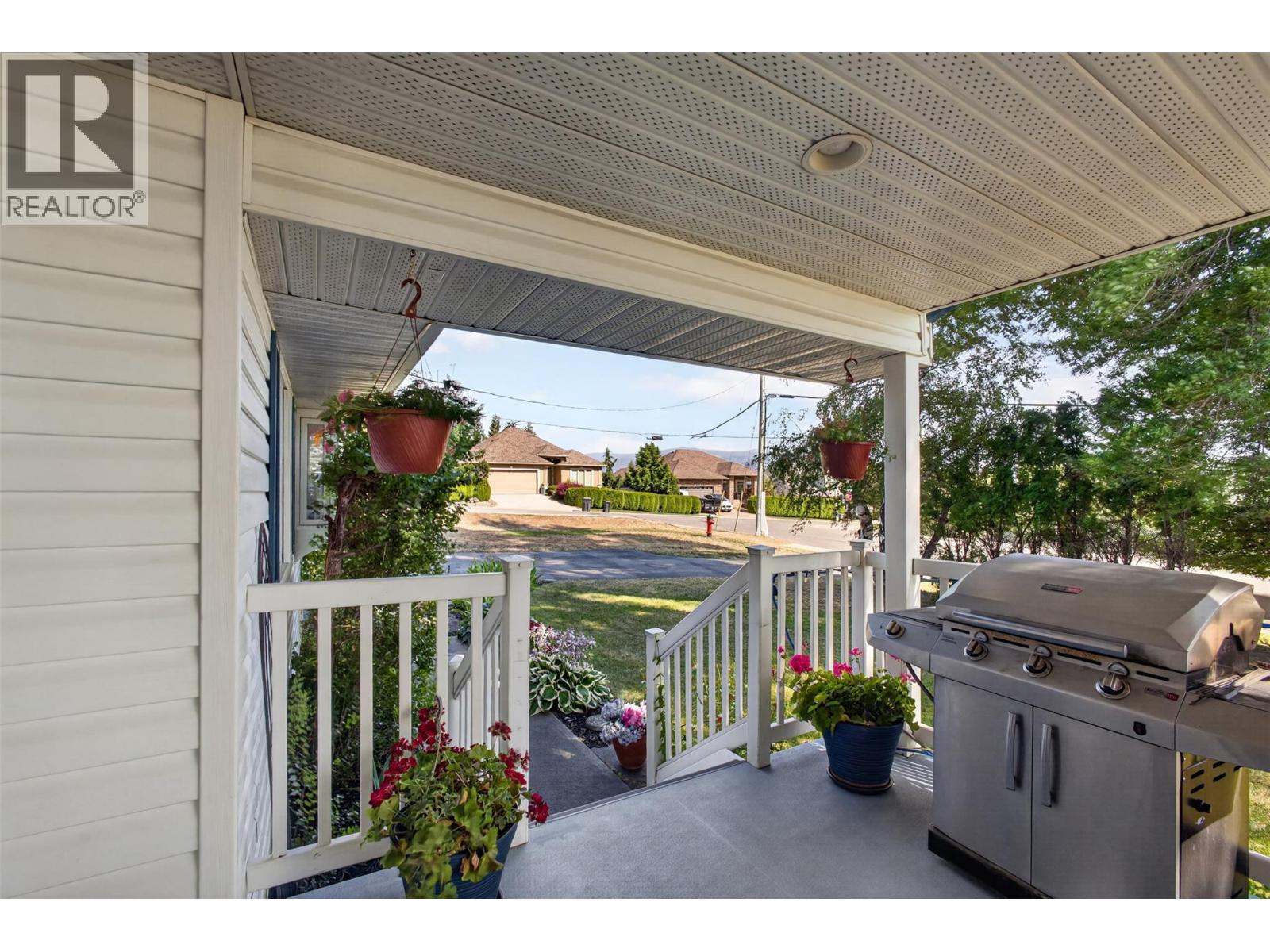 800 Montigny Road
