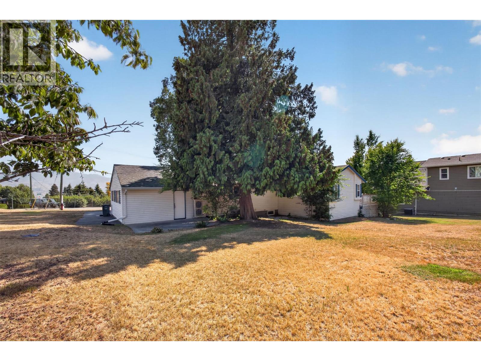 800 Montigny Road