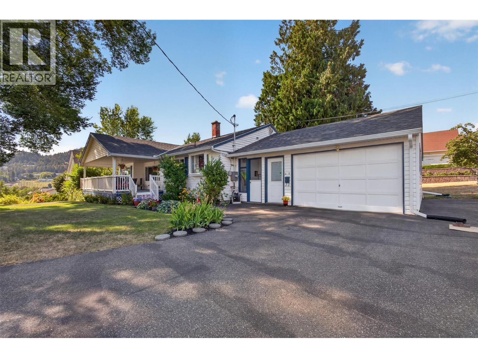 800 Montigny Road