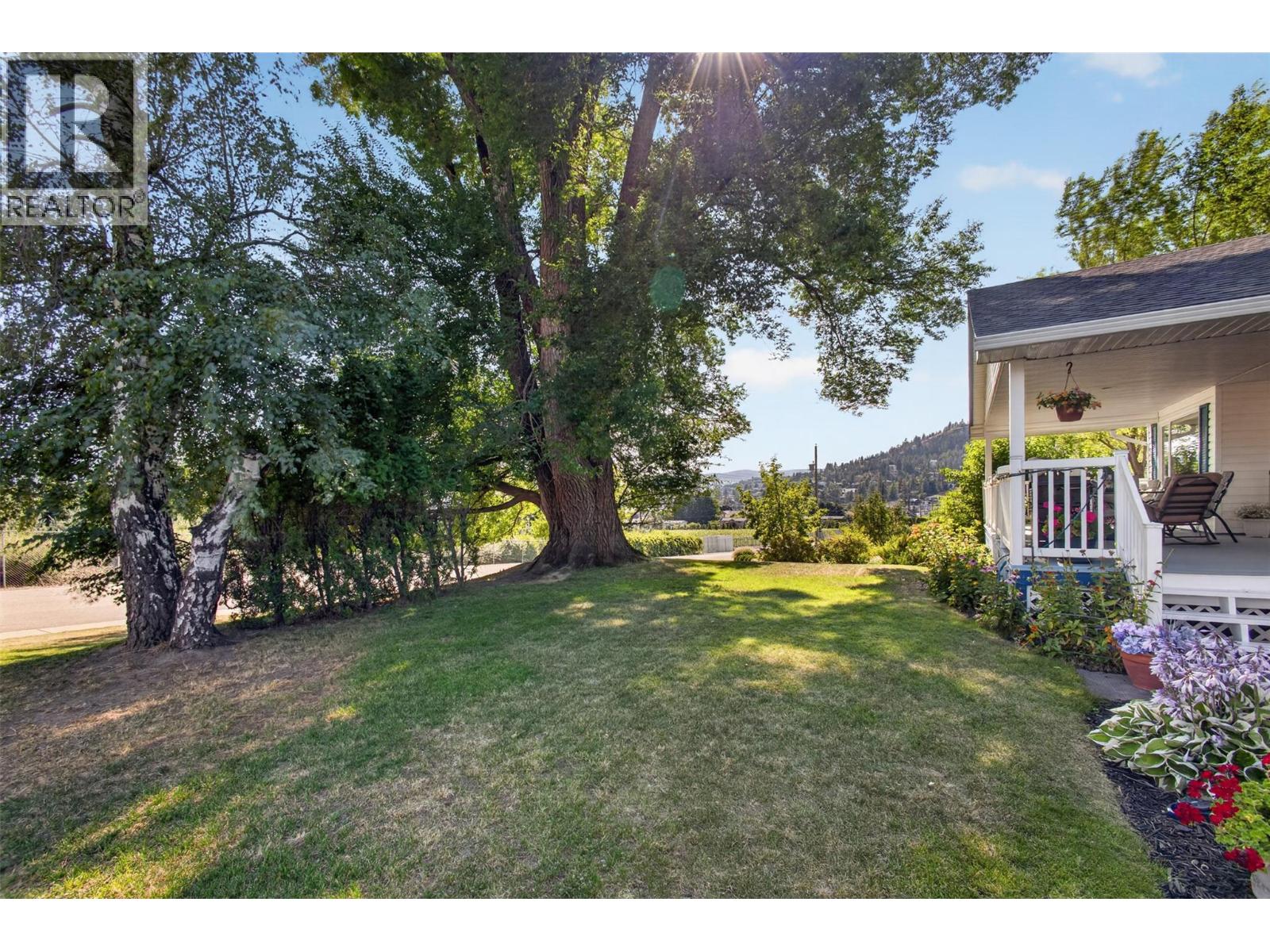 800 Montigny Road